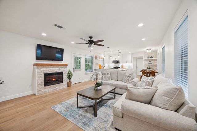 208 E 7th Street, Prosper, TX 75078