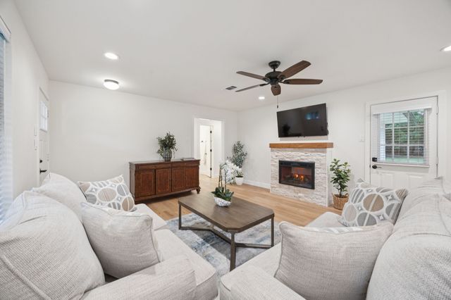 208 E 7th Street, Prosper, TX 75078