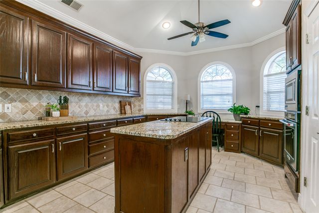 314 Bluffview Court, Forney, TX 75126