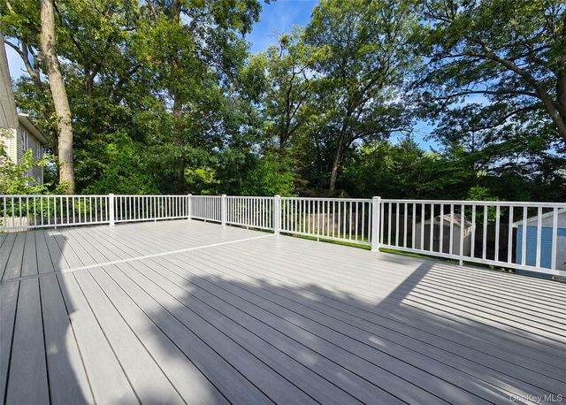 94 Newton Boulevard, Ronkonkoma, NY 11779