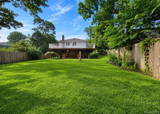 94 Newton Boulevard, Ronkonkoma, NY 11779