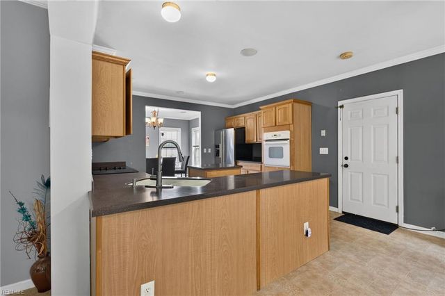 2782 Nansemond PW, Suffolk, VA 23434