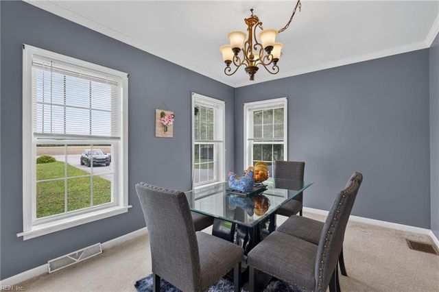 2782 Nansemond PW, Suffolk, VA 23434