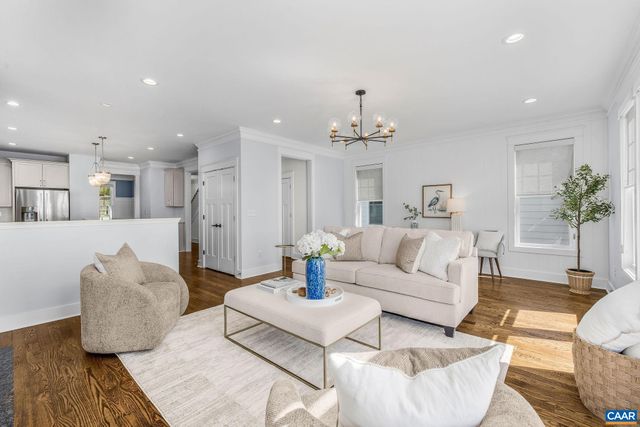 412 NICHOLSON ST, Charlottesville, VA 22902