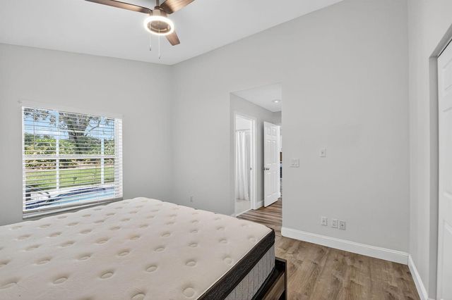 1891 Oak Berry Circle, Wellington, FL 33414