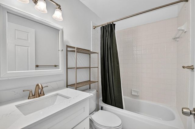 1891 Oak Berry Circle, Wellington, FL 33414