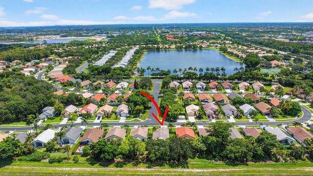 1891 Oak Berry Circle, Wellington, FL 33414