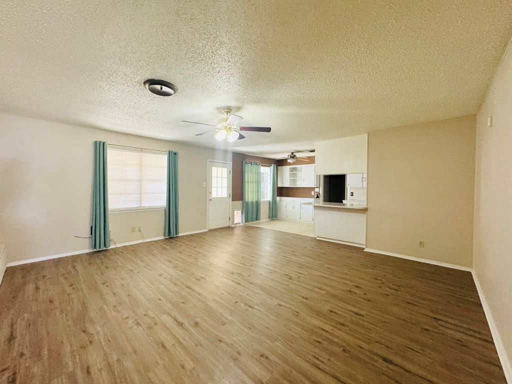 Image 3 of property listing at 3219 Tanglewood Drive, San Angelo, TX 76904