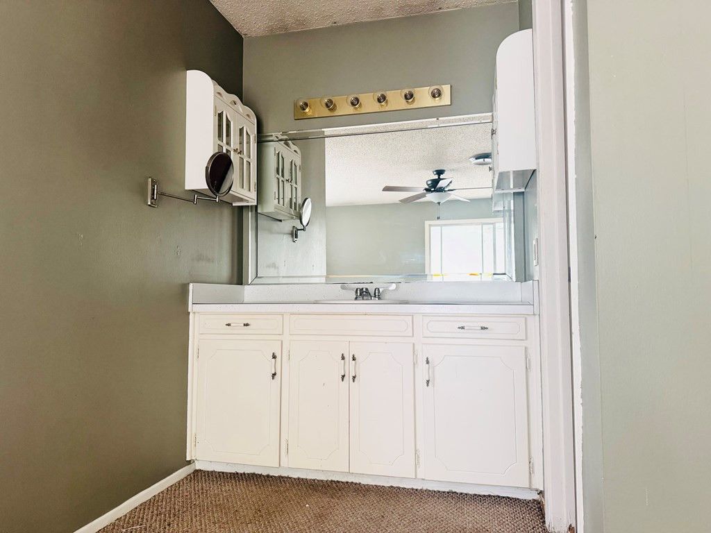 Image 6 of property listing at 3219 Tanglewood Drive, San Angelo, TX 76904