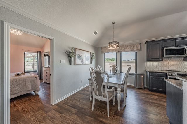 4798 County Road 2690, Alvord, TX 76225