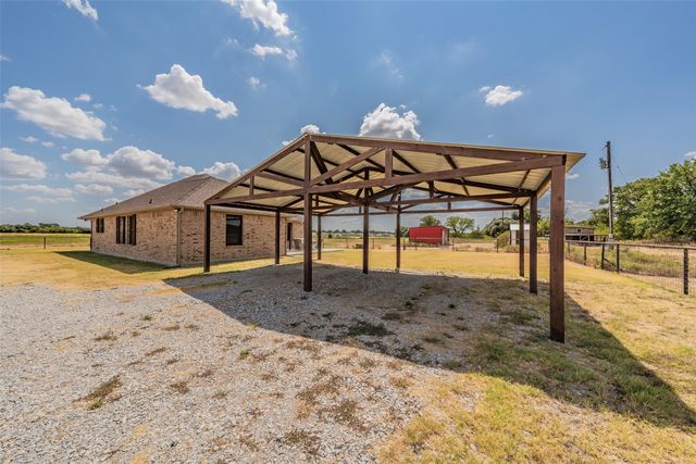 4798 County Road 2690, Alvord, TX 76225