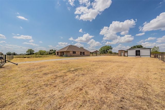 4798 County Road 2690, Alvord, TX 76225