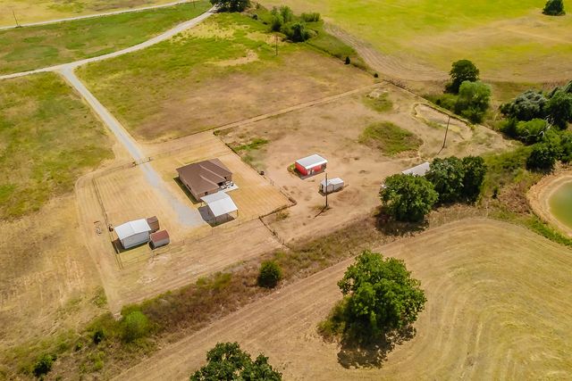 4798 County Road 2690, Alvord, TX 76225