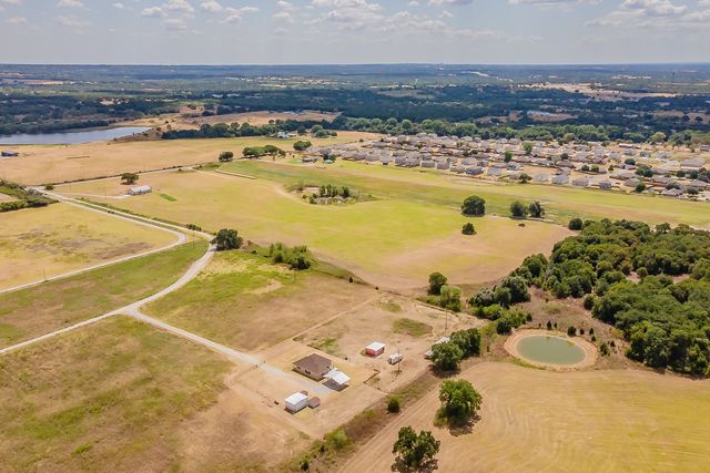 4798 County Road 2690, Alvord, TX 76225