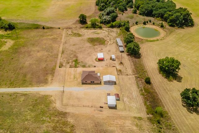 4798 County Road 2690, Alvord, TX 76225