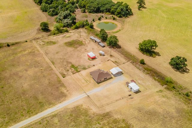 4798 County Road 2690, Alvord, TX 76225