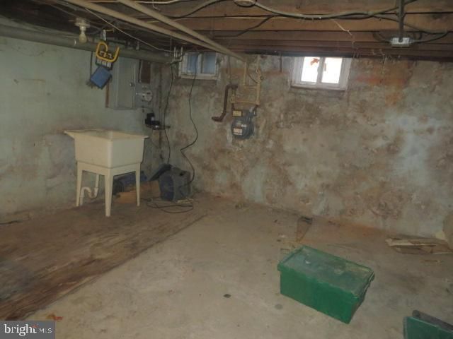 635 GERRITT ST, Philadelphia, PA 19147