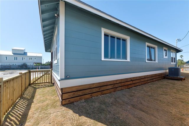 701 Chapman Cove, Port Aransas, TX 78373