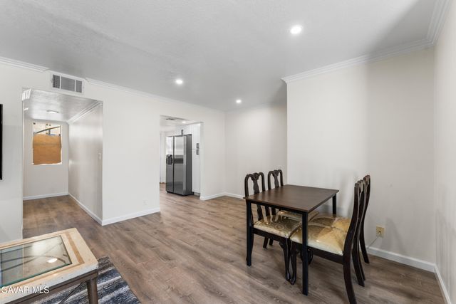 1750 E Avenue Q14 Apt 10, Palmdale, CA 93550