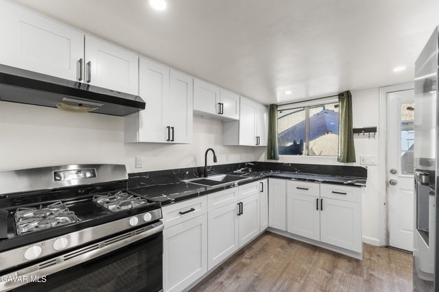 1750 E Avenue Q14 Apt 10, Palmdale, CA 93550