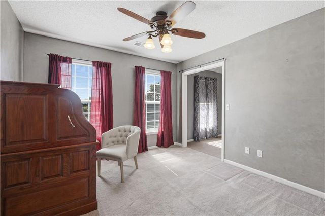 4312 SW Seattle Slew Drive, Lee's Summit, MO 64082
