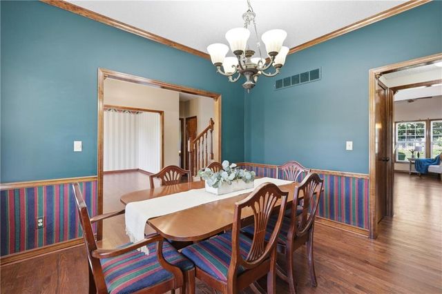 4312 SW Seattle Slew Drive, Lee's Summit, MO 64082