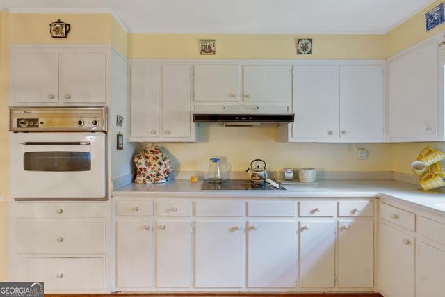 1544 Fair Haven Drive, Riverdale, GA 30296