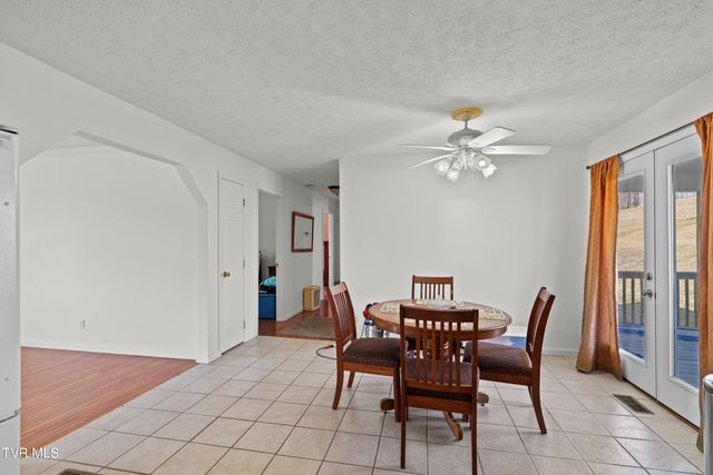 1370 Raven Hill Road, Tazewell, TN 37879