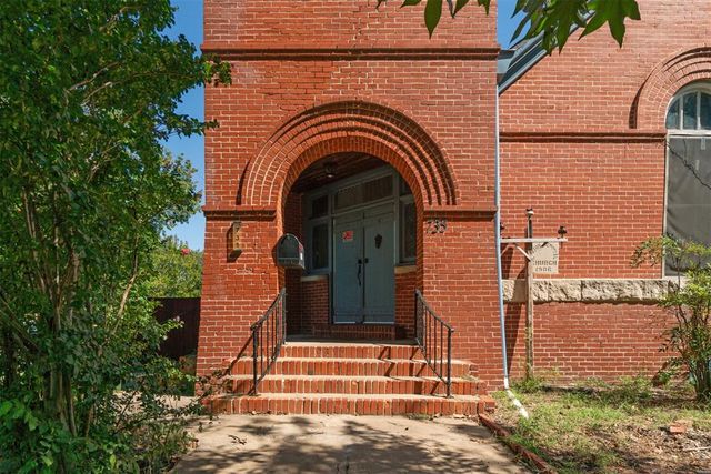 735 N Park Avenue, Shawnee, OK 74801