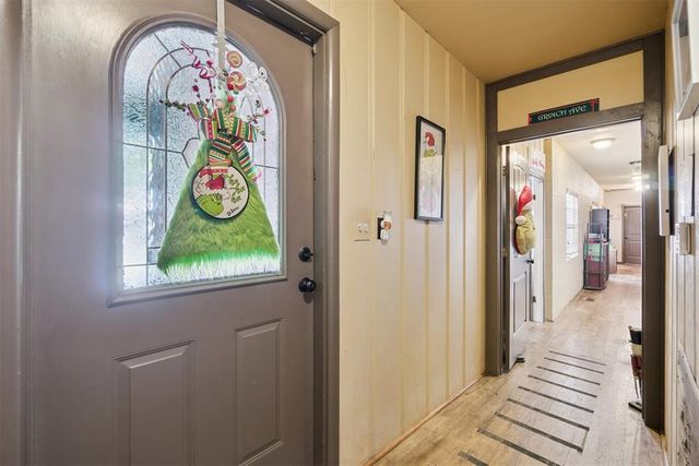 735 N Park Avenue, Shawnee, OK 74801