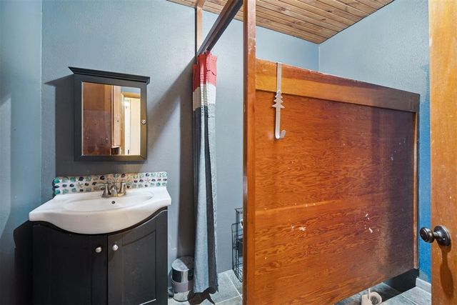 735 N Park Avenue, Shawnee, OK 74801