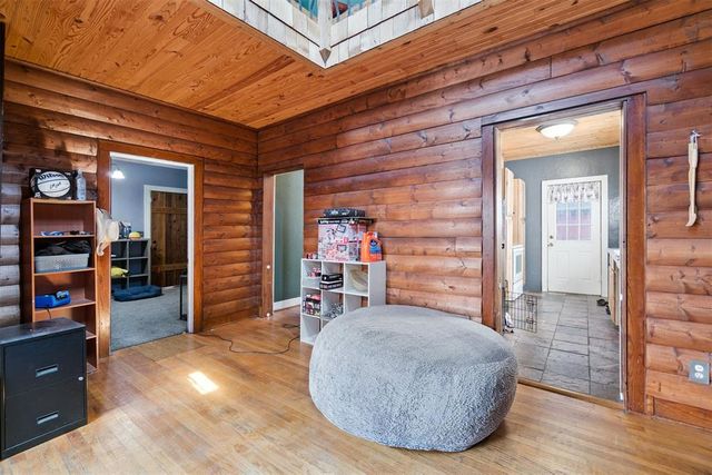 735 N Park Avenue, Shawnee, OK 74801