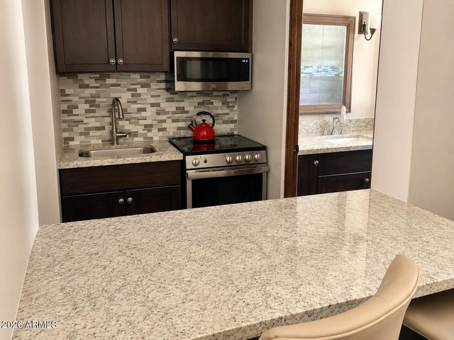 36601 N MULE TRAIN Road B21, Carefree, AZ 85377