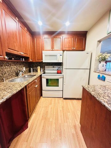238 Newport O 238, Deerfield Beach, FL 33442