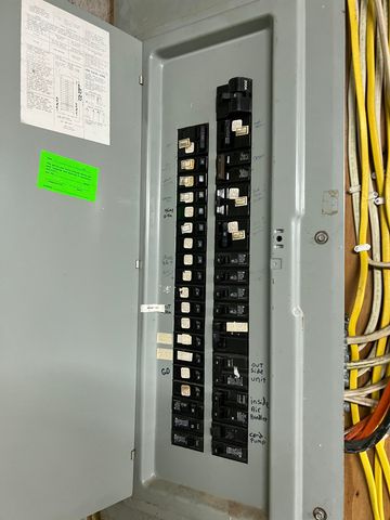 3641 Cabin Creek Road, London, KY 40741