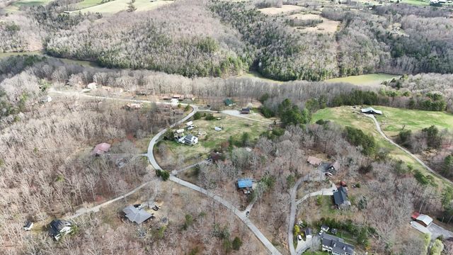 3641 Cabin Creek Road, London, KY 40741