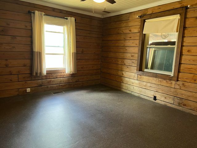 3641 Cabin Creek Road, London, KY 40741