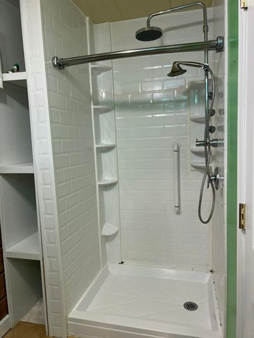 3641 Cabin Creek Road, London, KY 40741