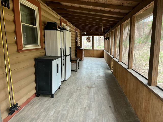 3641 Cabin Creek Road, London, KY 40741