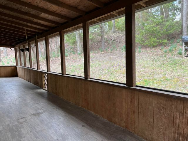 3641 Cabin Creek Road, London, KY 40741