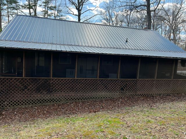 3641 Cabin Creek Road, London, KY 40741