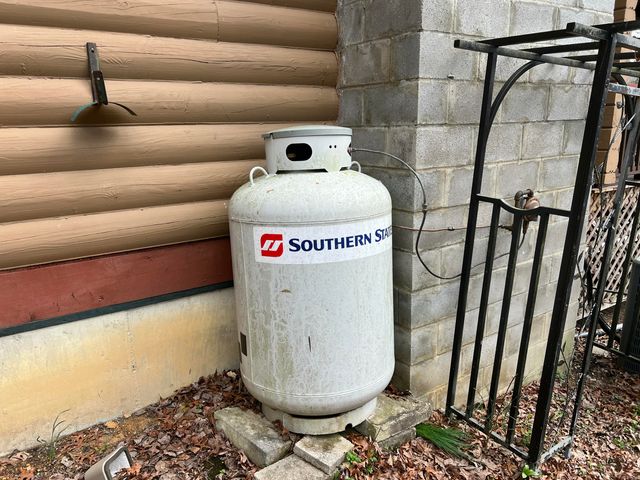 3641 Cabin Creek Road, London, KY 40741