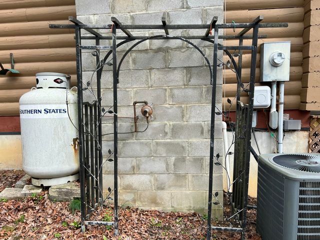 3641 Cabin Creek Road, London, KY 40741