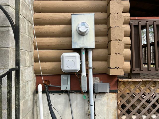 3641 Cabin Creek Road, London, KY 40741