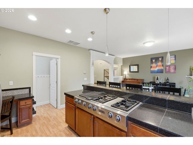 1134 Se 40TH Ave, Hillsboro, OR 97123