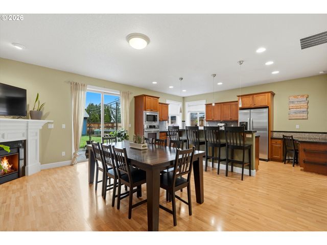 1134 Se 40TH Ave, Hillsboro, OR 97123