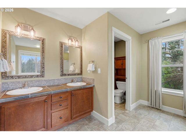 1134 Se 40TH Ave, Hillsboro, OR 97123