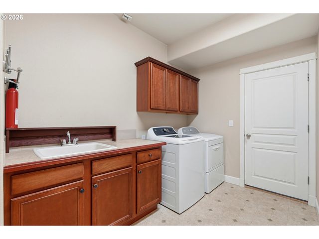 1134 Se 40TH Ave, Hillsboro, OR 97123