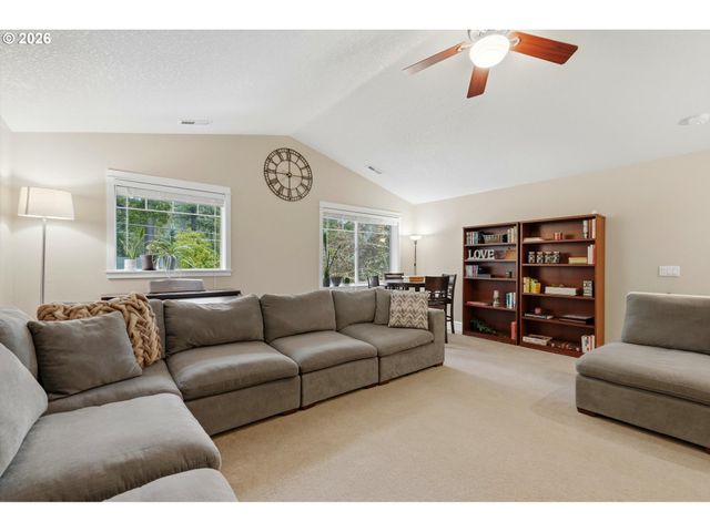 1134 Se 40TH Ave, Hillsboro, OR 97123