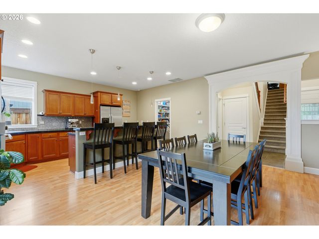 1134 Se 40TH Ave, Hillsboro, OR 97123